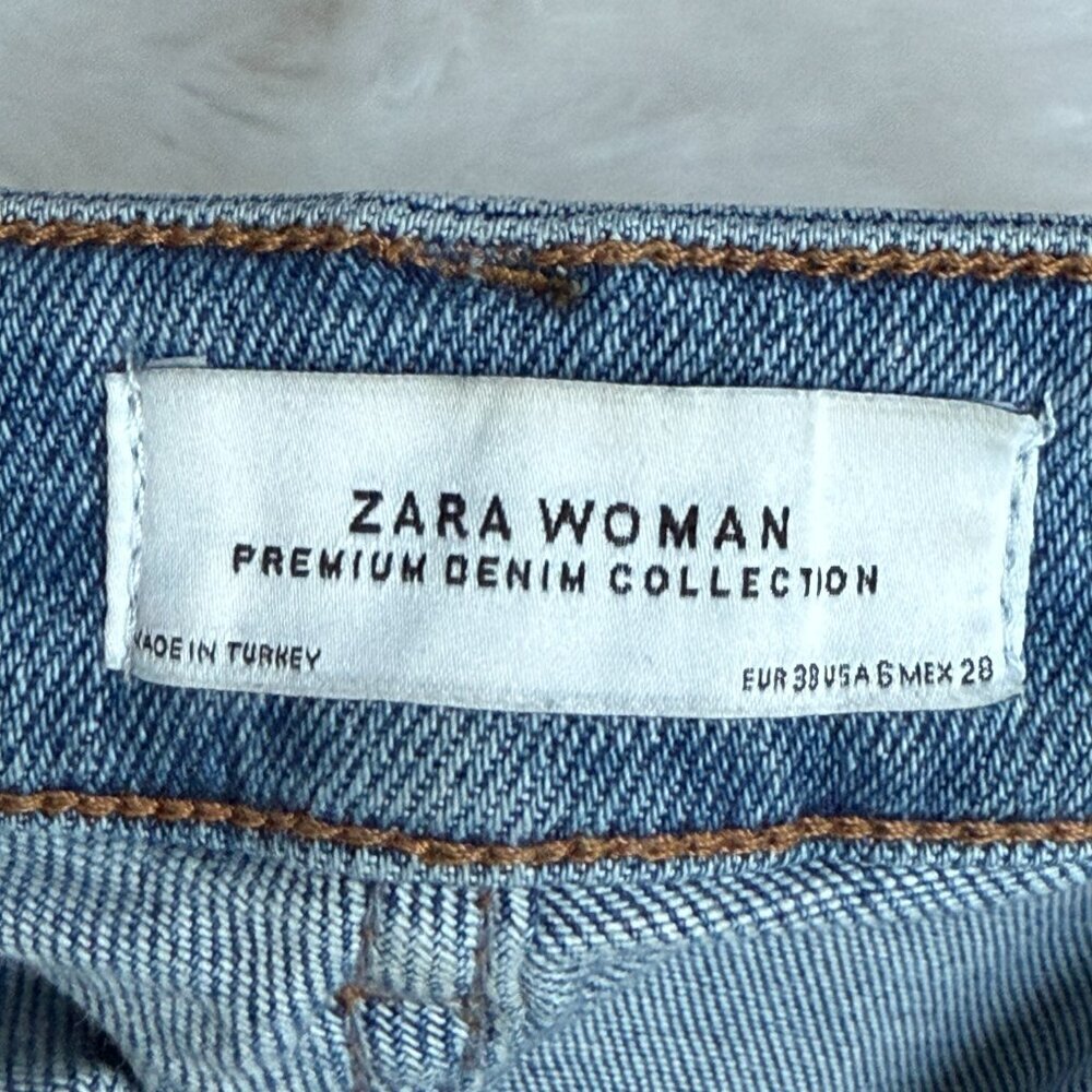 ZARA SKINNY DISTRESS JEANS - Picture 4 of 4
